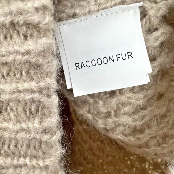 Linda Richards Wool Blend Fur-Trimmed Knit Poncho Raccoon Fur Collar NWT - Picture 10 of 13